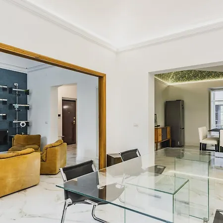 Upscale Urban By Wonderful Italy Apartment